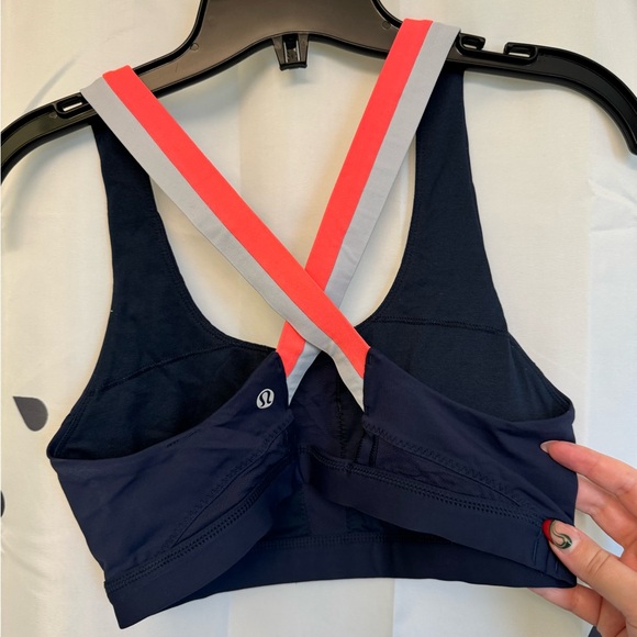 Lululemon Run Stuff Your Bra - Picture 2 of 3
